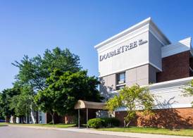 DoubleTree by Hilton Ann Arbor North 5