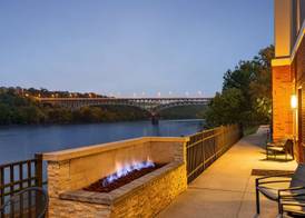 Hampton Inn & Suites Pittsburgh/Waterfront-West Homestead 2