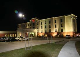 Hampton Inn Topeka 2