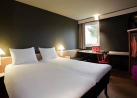 Ibis Provins 4