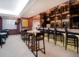 Hampton Inn NY-JFK 3