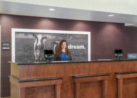 Hampton Inn Richmond - Airport 5