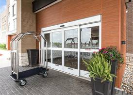 Hampton Inn & Suites Howell 2