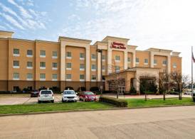 Hampton Inn & Suites Corsicana 3