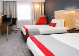 Holiday Inn Express ANTRIM - M2, JCT.1 by IHG 4