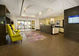Hampton Inn & Suites Buffalo Airport 3