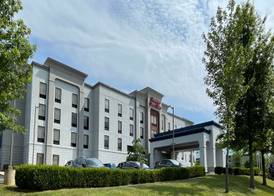 Hampton Inn & Suites Louisville East 2