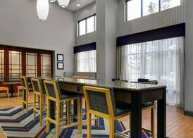Hampton Inn & Suites Syracuse Dewitt 4