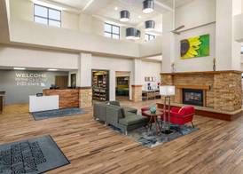 Hampton Inn & Suites Springfield, MO 4