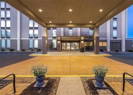 Hampton Inn Somerset, PA 4
