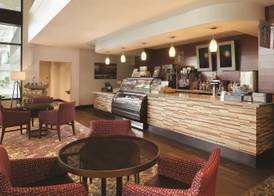 Hilton East Brunswick Hotel & Executive Meeting Center 3