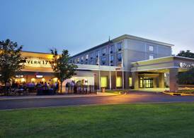 DoubleTree by Hilton Mahwah 2