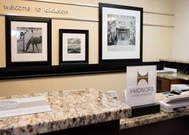 Hampton Inn Dickson 2
