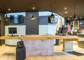 ibis Hotel Würzburg City 4