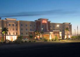 Hampton Inn & Suites Phoenix-Surprise 3