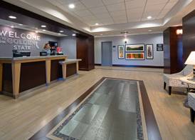 Hampton Inn Visalia 5