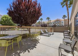 Hampton Inn & Suites Lancaster 5
