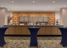 DoubleTree by Hilton Fort Lee George Washington Bridge 5