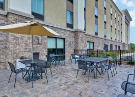 Hampton Inn & Suites Ashland, OH 2