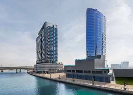 Radisson Blu Hotel, Dubai Canal View 4