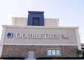 DoubleTree by Hilton Tinton Falls - Eatontown 2