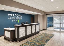 Hampton Inn Champaign Southwest 4