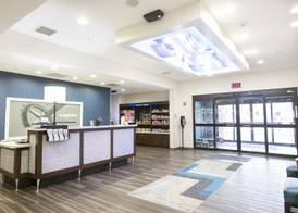 Hampton Inn Toledo Oregon 5