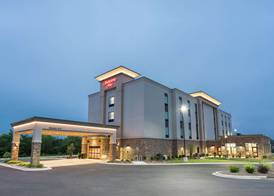 Hampton Inn Cumberland 5
