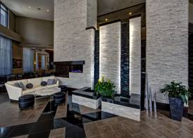 Hampton Inn & Suites Nashville-Downtown 5