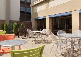 Hampton Inn Appleton-Fox River Mall Area 3