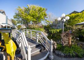 Seacliff Inn Aptos, Tapestry Collection by Hilton 5