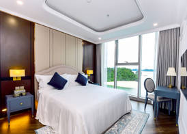 Centara Hotel & Residences Van Don 4