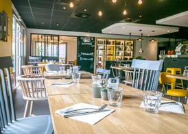 Campanile Hotel Senlis 2