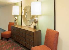 Hampton Inn Muskegon 5