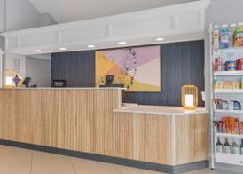 Spark by Hilton Orlando near SeaWorld 4