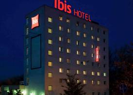 Ibis Warszawa Ostrobramska 3