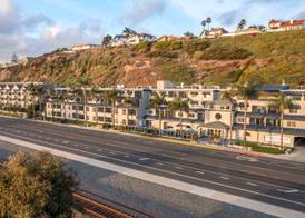 Hilton Vacation Club Riviera Beach & Shores 3
