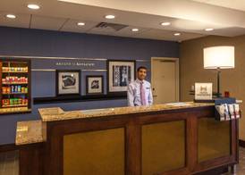 Hampton Inn & Suites Philadelphia/Bensalem 5