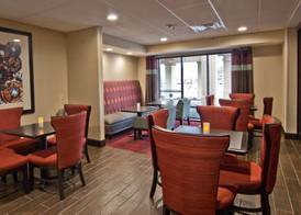 Hampton Inn Columbus-South 3
