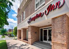 Hampton Inn Charlotte-Uptown 4