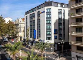 Novotel Suites Cannes Centre 5