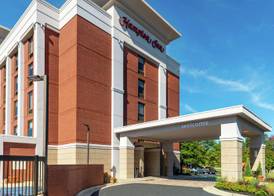 Hampton Inn Greensboro-Airport 2