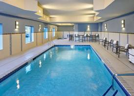 Hampton Inn & Suites Milwaukee/Franklin 4