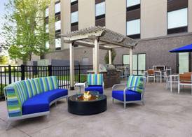 Hampton Inn & Suites Rogers 3