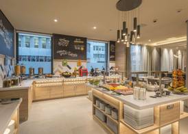 Hampton by Hilton Frankfurt Airport 5
