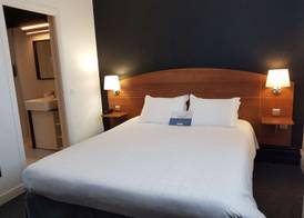 Kyriad Hotel Clermont Ferrand Centre 2
