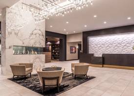 DoubleTree by Hilton Lafayette East 5