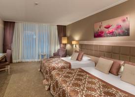 Miracle Resort Hotel 3