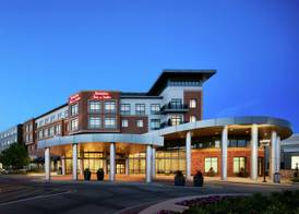 Hampton Inn & Suites Chicago/Mt. Prospect 2
