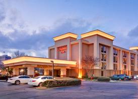 Hampton Inn Memphis Poplar 3